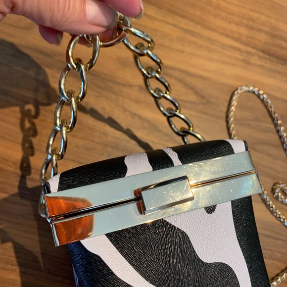 Purse, zebra print, cube shape, holds phone, EUC, hand or cross body - Picture 2 of 16